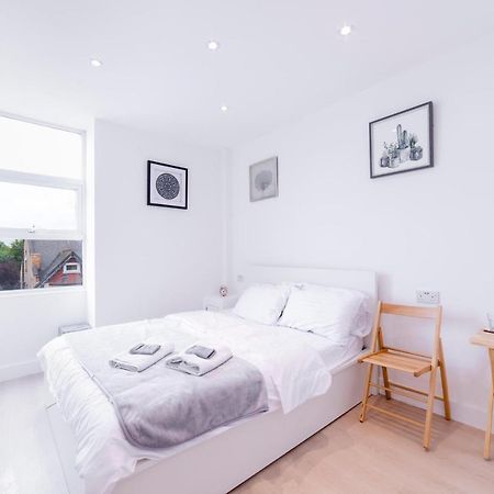 Quiet Cosy Rooms Harrow Exteriör bild